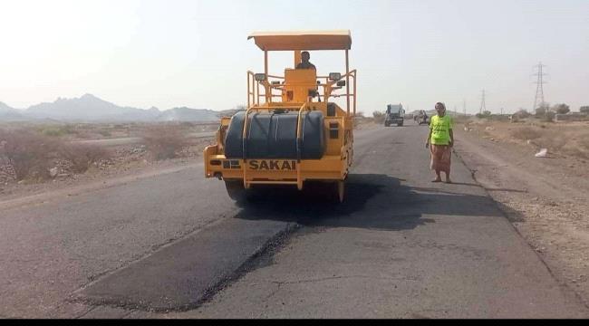 تدشن المرحلة الثانية من ترميم الخط الدولي الرابط بين محافظة لحج وعدد من المحافظات