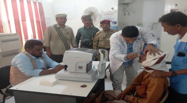 تدشين المخيم الطبي لعمليات العيون في مستشفى أحور