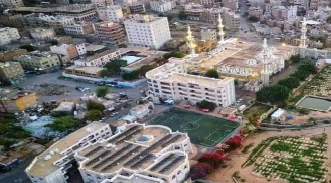 مليشيات الإخوان بتعز تفرض أحد عناصرها خطيباً على مسجد بالقوة