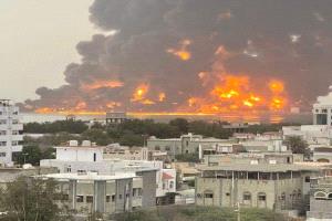 وزير الدفاع الإسرائيلي : نيران الحديدة يمكن رؤيتها في الشرق الأوسط