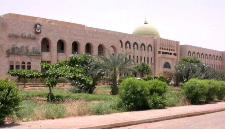عميد كلية الحقوق بجامعة عدن يرفض تنفيذ حكم قضائي 