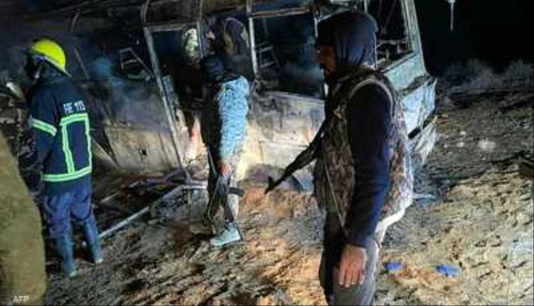 قتيلان مواليان لإيران بانفجار سيارة في دير الزور