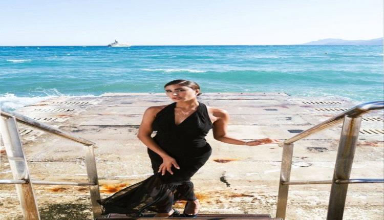 الممثلة ليلى عبدالله تثير بلبلة بصورها الجريئة مع جو جوناس في اليونان