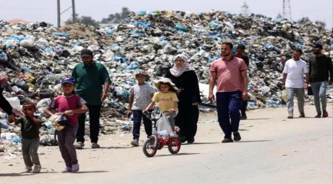 قتال عنيف في رفح بعد دخول أول شحنة مساعدات 