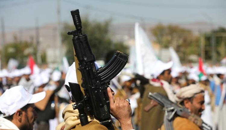 بالسجن أو الضرائب.. الحوثيون يضغطون على تجار اليمن لبيع وكالاتهم
